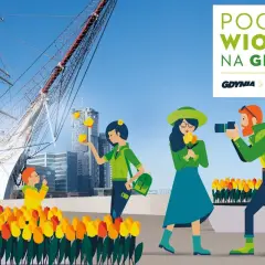 Wiosenne Gdynia atrakcje dla dorosłych: ludzie podziwiają żaglowiec i kwiaty, robią zdjęcia.