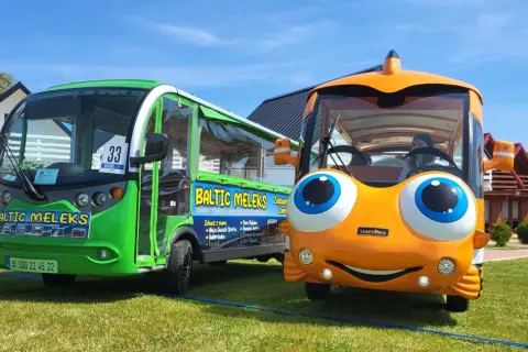 Melex w Chłapowie: Wygodny transport we Władysławowie
