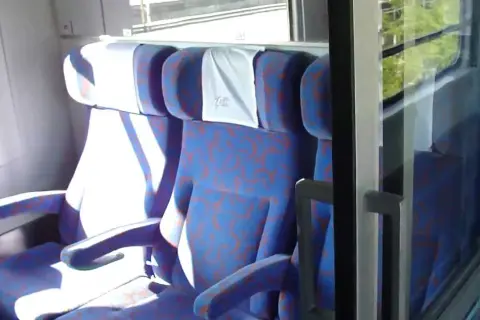 Jak dojechać do Jastarni pociągiem - szybkie trasy i praktyczne porady