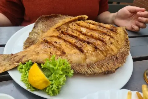 Restauracje w Pustkowie: Najlepsze miejsca na posiłek