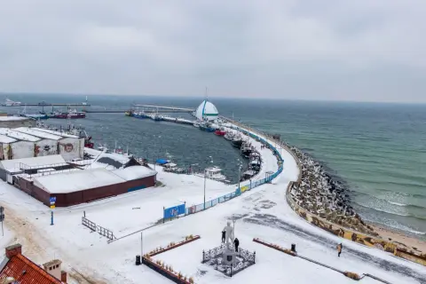 Hel zimą – atrakcje, które zaskoczą każdego miłośnika przygód.