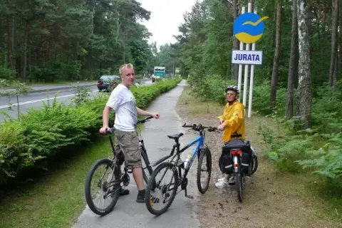 Jastarnia Hel ile km? Poznaj szybkie i wygodne sposoby dotarcia
