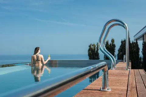 Hotel z basenem Władysławowo: Komfortowe wakacje nad morzem