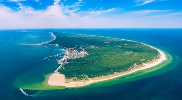Hel jakie województwo? Odkryj tajemnice Pomeranii i Helu