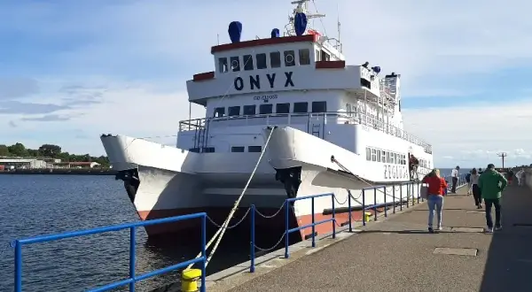 Ile kosztuje rejs z Gdyni na Hel? Sprawdź ceny biletów i atrakcje