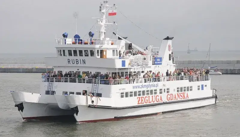 Gdzie odpływa tramwaj wodny Gdańsk Hel? Pełne informacje o rejsach