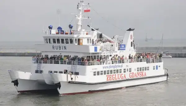 Gdzie odpływa tramwaj wodny Gdańsk Hel? Pełne informacje o rejsach